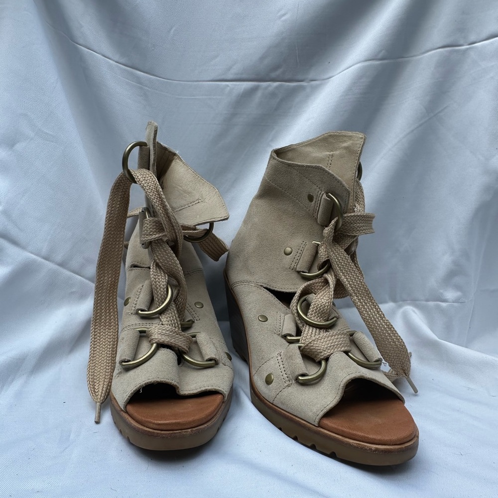 Sorel sir 8/ After Hours Lace Up Bootie